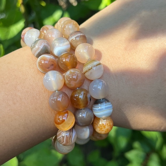 10mm‎ stretchable brown translucent Botswana agate bracelet - Picture 1 of 7